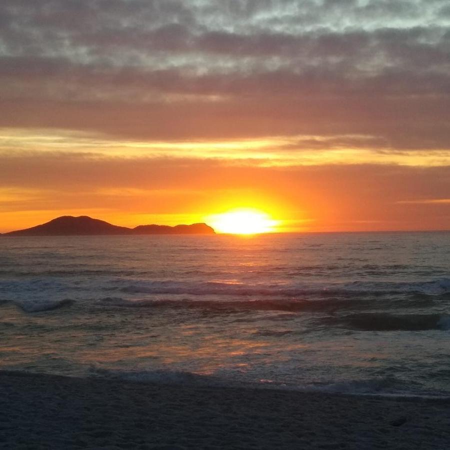 & Pibes De Flores Albergue Cabo Frio